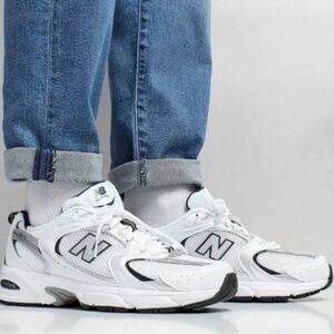 New Balance Unisex 530 Sneakers Running Shoes White Silver Men’s 6.5 / Women’s 8